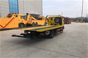 玉渊潭非事故拖车