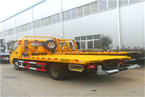 玉渊潭附近拖车救援搭电